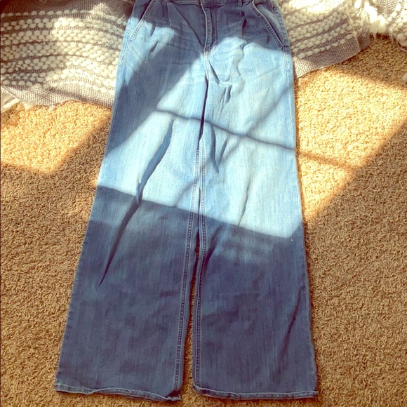 Jeans - Picture 1 of 1